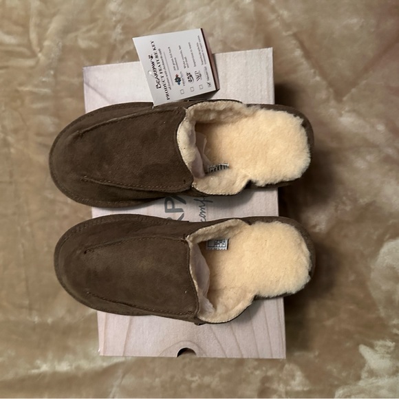 BEARPAW Mens “Saxon” slipper. Size 8 - Picture 5 of 11